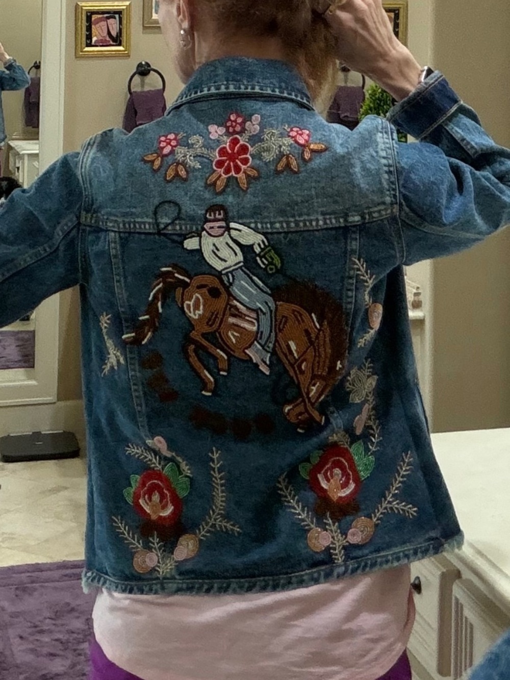 Beaded Western Denim Jacket Horse Floral Frayed Hem Jean Jacket Sixe M - Picture 3 of 5
